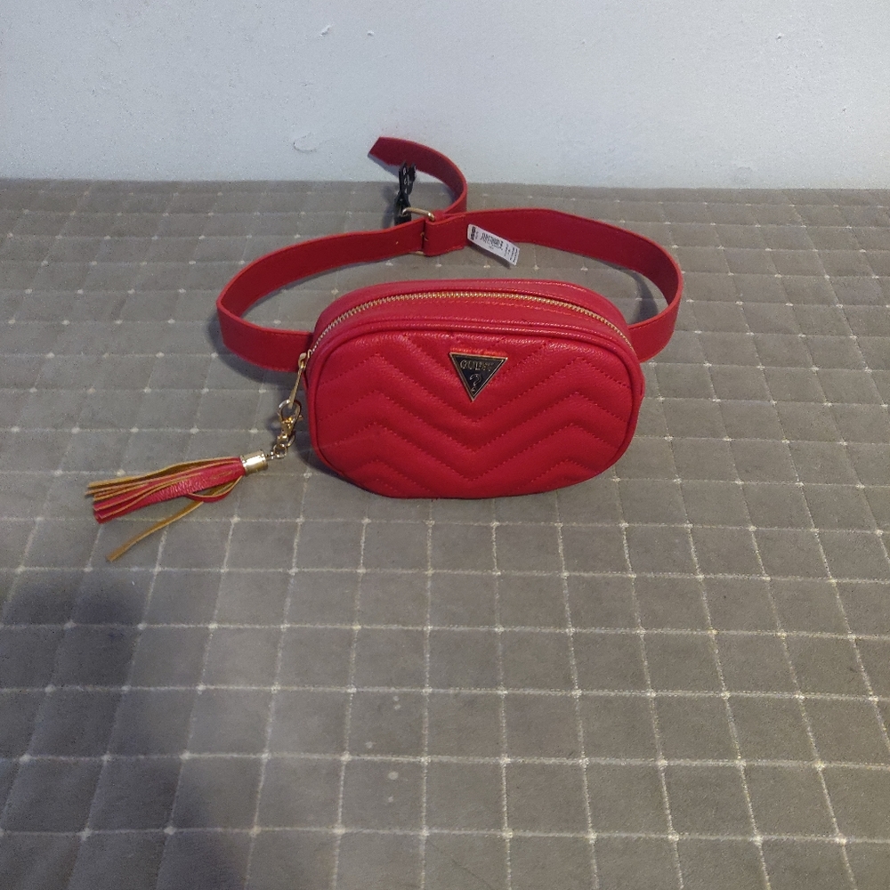 Guess Fanny pack Free shipping